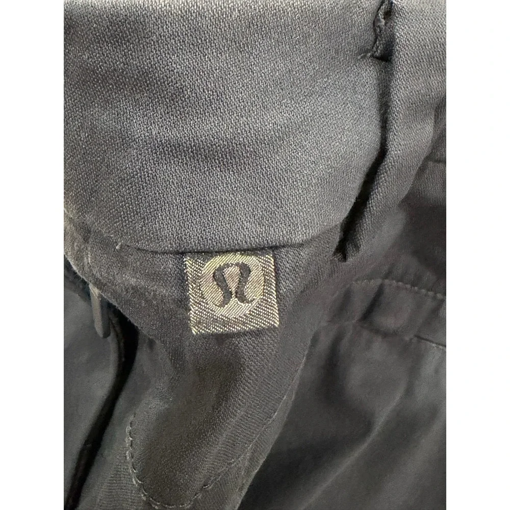Lululemon Commission Short 9 Navy Blue Warpstreme Golf Chino Mens 34 LM7AASE